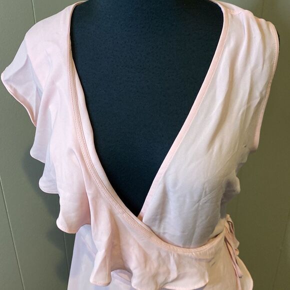 NWT BCBGMaxazria Small Tunic Top Asymmetrical Wrap Sheer Pink Ruffle - Picture 3 of 8